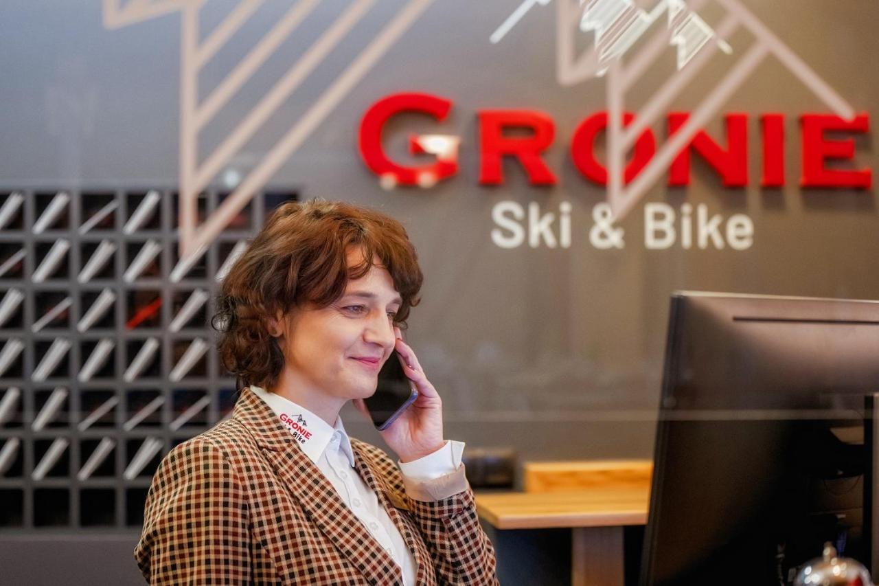 Gronie Ski & Bike Щирк Екстериор снимка