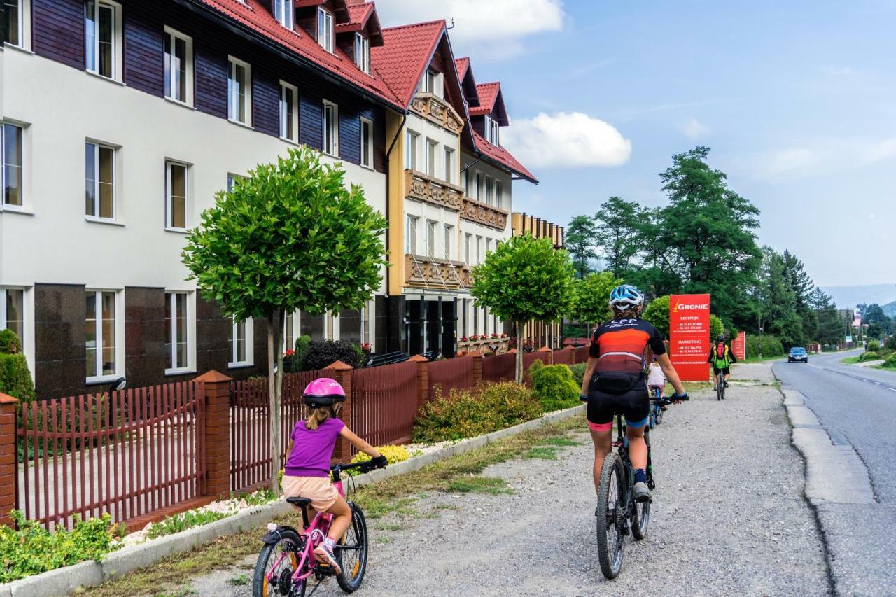 Gronie Ski & Bike Щирк Екстериор снимка
